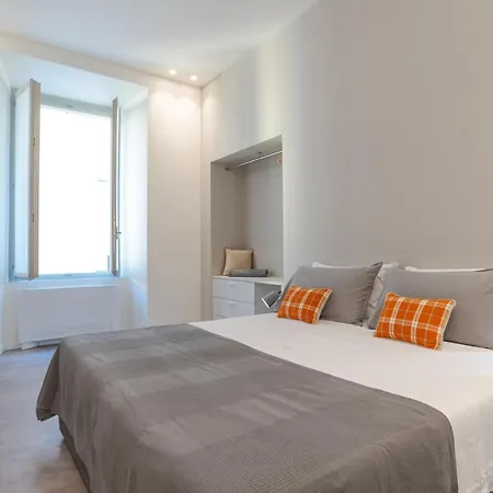 Del Vescovo - By Myhomeincomo Apartamento Como